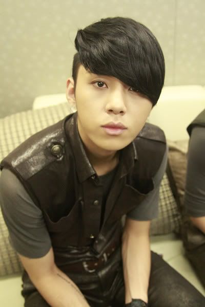 [20.05.2011] Actualizacion en Daily of B2ST! Dob05191