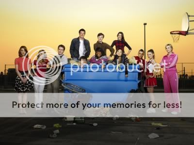 CAST PROMOTIONALS (PART 6) Normal_glee_20-group-dumpster_1074_