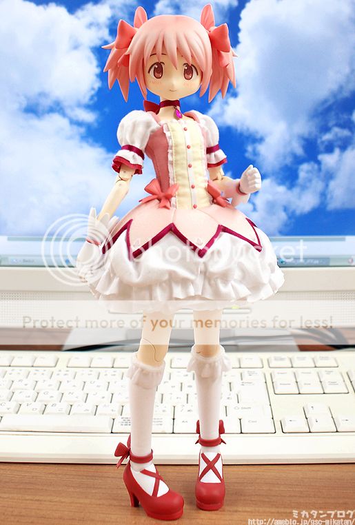 [PREVIEW] RAH Kaname Madoka - Medicom O0515076211973037153