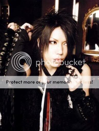 GazettE (Visual kei) - Pgina 12 Aoi