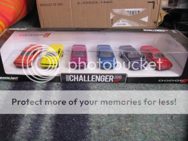 2010 Challenger 6 Car Box Set Greenlight IMG_8615