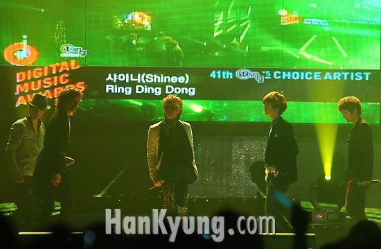 091213 SHINee @ Digital Music Award 2009121363687_2009121361191