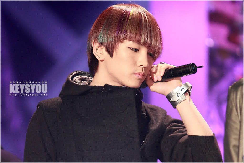 091229 Key @ SBS Gayo Daejun B0062131_4b3a487738233