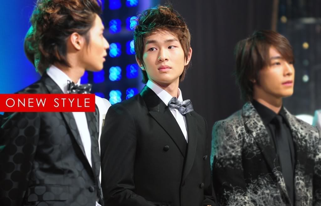 091230 Onew @ KBS Gayo Daejun F0094408_4b3ba30edca7f