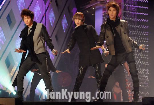 091229 SHINee @ SBS Gayo Daejun Rehearsal 2009122938807_2009122904311