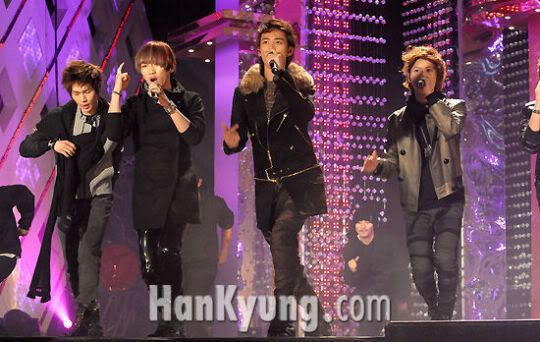 091229 SHINee @ SBS Gayo Daejun Rehearsal 2009122938817_2009122904321