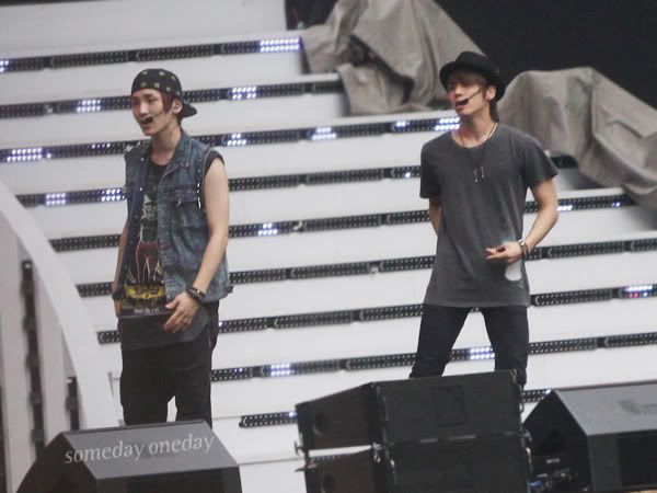 100522 SHINee @ Ensayo Dream Concert Veb3ph