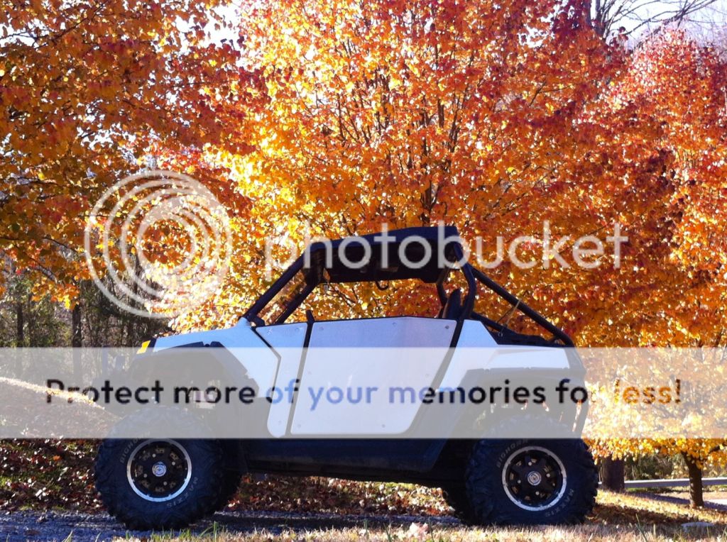 Daughter took some fall pics of the RZR F48435d80f42b2b41f127d2095e4967e