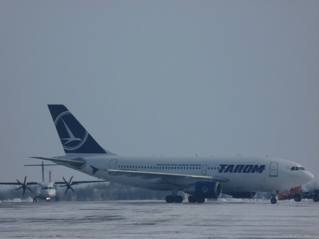 Aeroportul Bucuresti (Henri Coanda/Otopeni) - Februarie 2012 P1080122