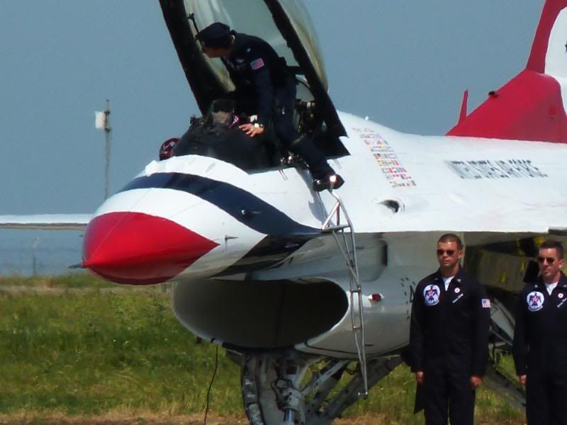 Thunderbirds la Constanta in 2011 - Fotografii P1050879