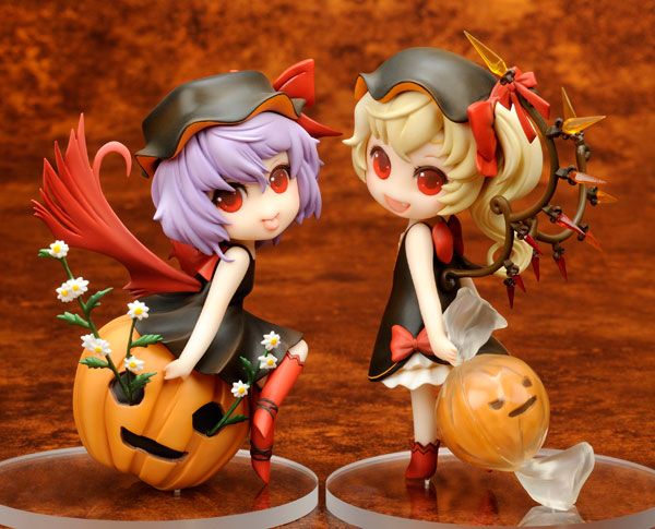 Remiilia Scarlet & Flandre Scarlet Helloween -Touhou Project- (Ques Q) FIG-MOE-8832