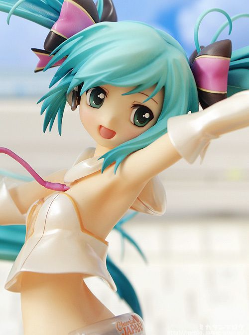 Miku Hatsune Cheerful ver. -Vocaloid- (Good Smile Company) O0500067111837654506