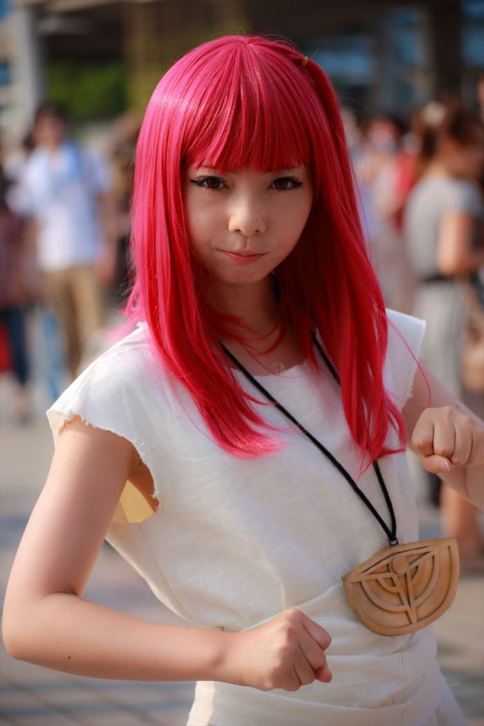 Especial Cosplay en el Comiket 84 C84-day-1-cosplay-very-hot-indeed-18