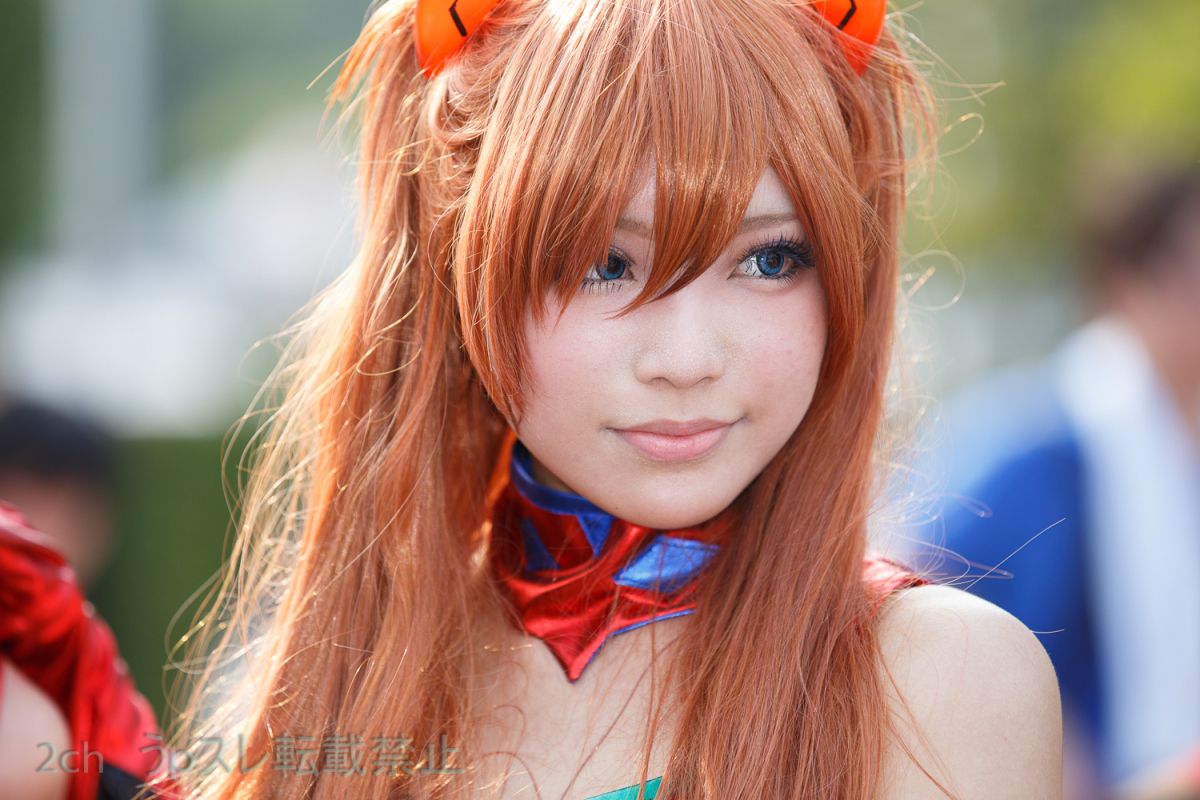 Especial Cosplay en el Comiket 84 C84-day-1-cosplay-very-hot-indeed-67