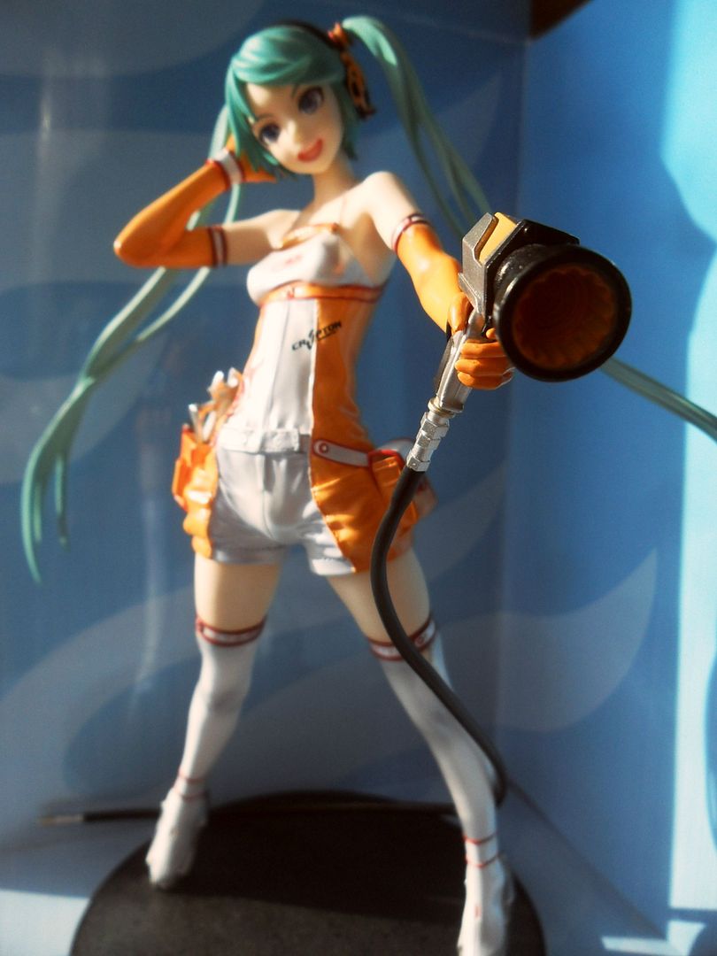 [Review] Miku Hatsune Racing 2010 1/8 (Good Smile Company) 9QJcy