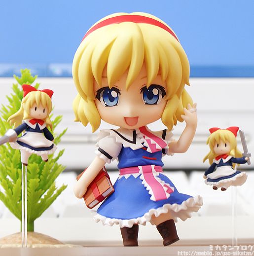 Nendoroid Alice Margatroid -Reservas abiertas- D4b9ac40