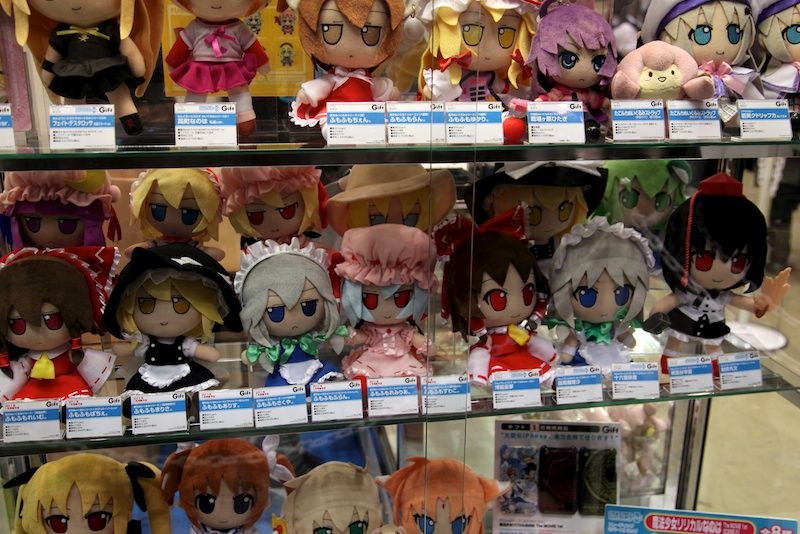 Figuras en el Comiket 79!! C031