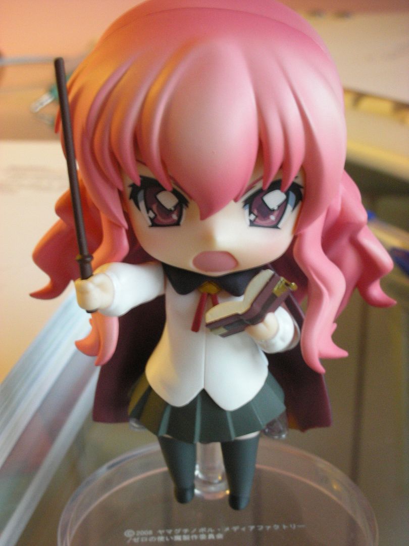 [Review] Nendoroid Louise -Zero no Tsukaima- (Good Smile Company) 2