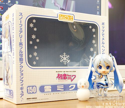 Nendoroid Snow Miku Playtime Edition (Good Smile Company) O0500043210994937378