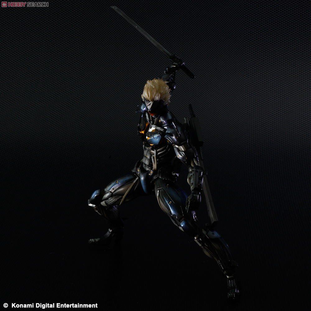 Play Arts Kai Raiden -Metal Gear Rising Revengeance- /  Pay Arts Kai Robin y Batman -Batman: Arkham Knight- (Square Enix) 10203663a4