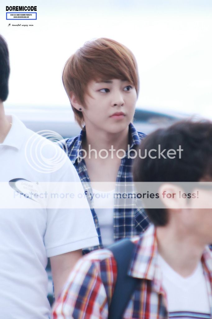 [Fantaken] 210912 EXO M XiuMin @ Incheon Airport to Jakarta 120921_10_zps5212498f