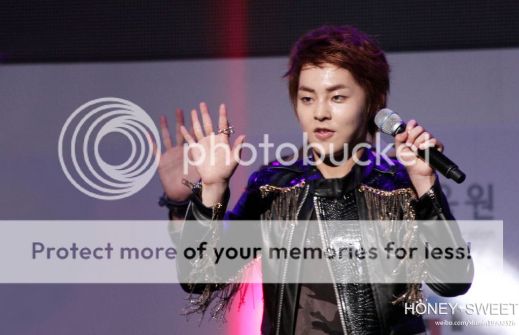 [Fantaken] 040912 EXO M XiuMin @ KBS Sound of Love Concert 381BB207E9FD6D617F91671A853DF6A9A2A17EF74909_1280_827