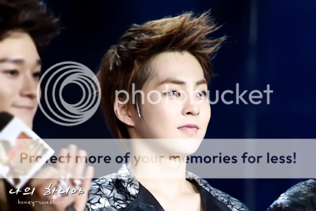 [Fantaken] 050712 EXO M XiuMin @ Song of China 5iajl