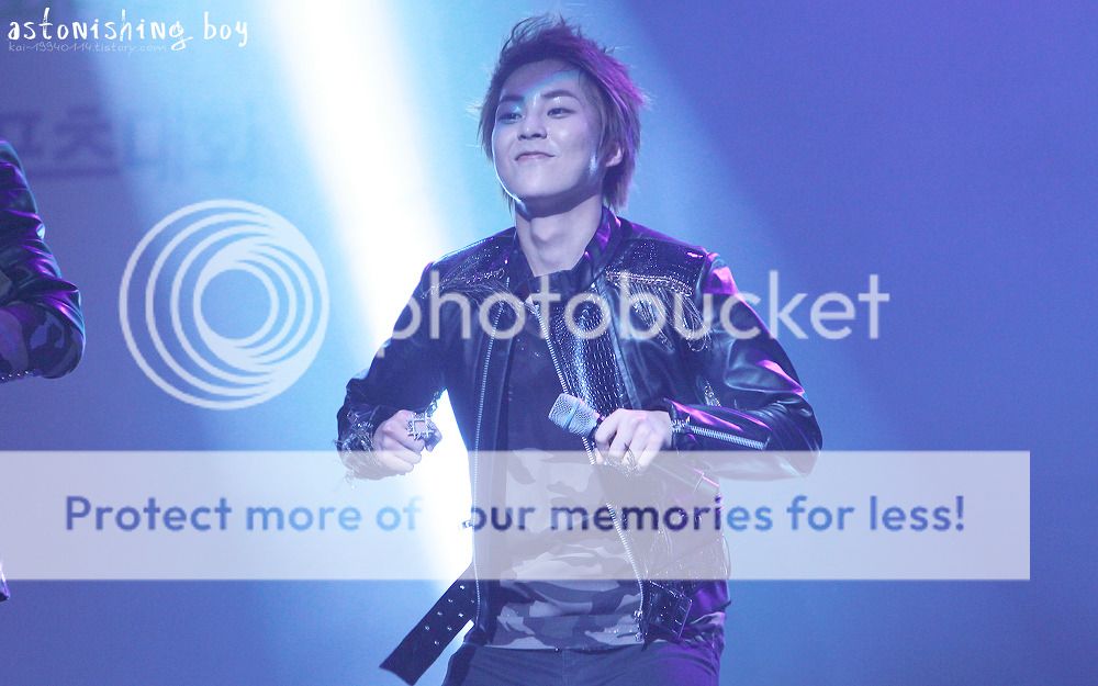 [Fantaken] 040912 EXO M XiuMin @ KBS Sound of Love Concert Tumblr_ma3hioGbb41rt6zkmo1_1280