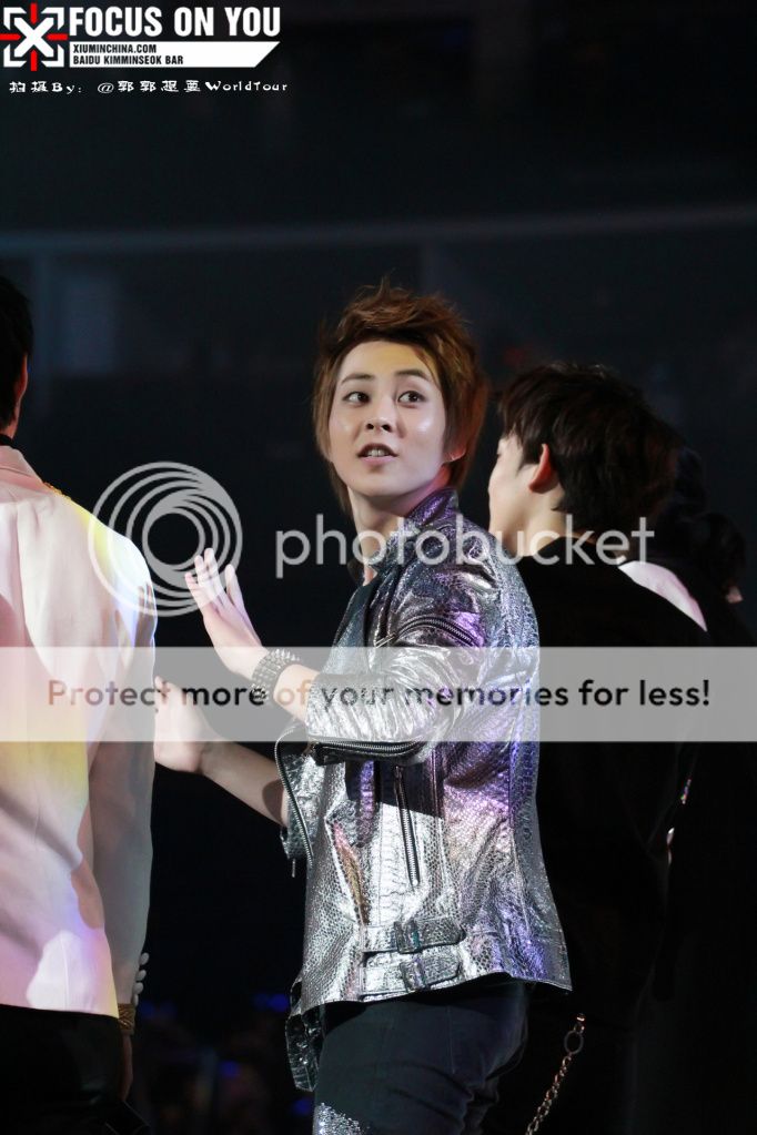 [Fantaken] 021012 EXO M Xiumin @ Chinese & South Korean Song Festival Tumblr_mbedszuLd31rtbnipo1_1280