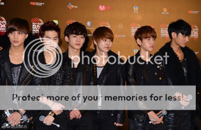 [Fantaken] 301112 EXO M XiuMin @ Mnet Asian Music Award 2012 Tumblr_meb61nqPf91re8mwho1_1280