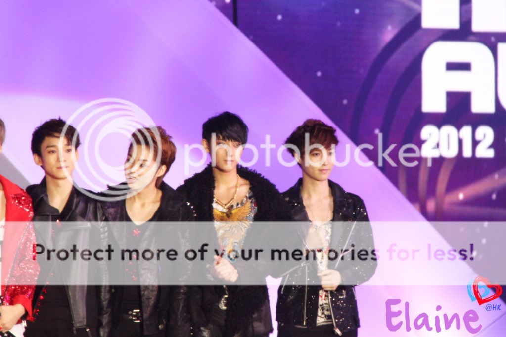 [Fantaken] 301112 EXO M XiuMin @ Mnet Asian Music Award 2012 Tumblr_medy8hdN0C1qhmxnlo1_1280