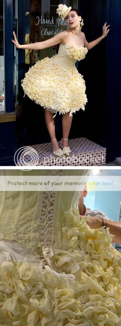 [PICS] 12 OF THE MOST BIZARRE WEDDING DRESSES A96983_12