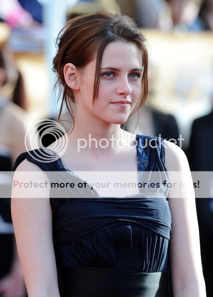 Kristen Stewart - Imagenes/Videos de Paparazzi / Estudio/ Eventos etc. - Página 9 14thAnnualSAGAwards2FT_IhgO777l