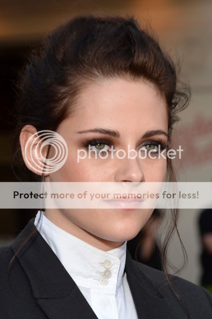 Kristen Stewart - Imagenes/Videos de Paparazzi / Estudio/ Eventos etc. - Página 24 Kstewartfans529121