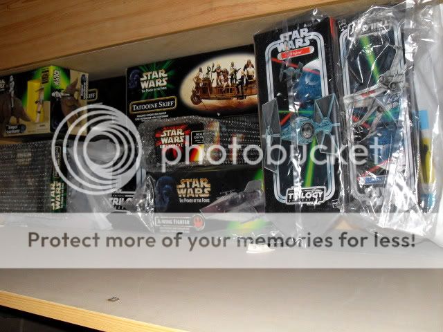 Latest Non Star Wars Related Collectable Purchases! (not including groceries) SDC11331