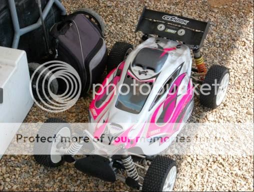 G-Shark Body at The Nook Raceway (England) 1151045_10200459050338210_1572260490_n_zps10ee153c