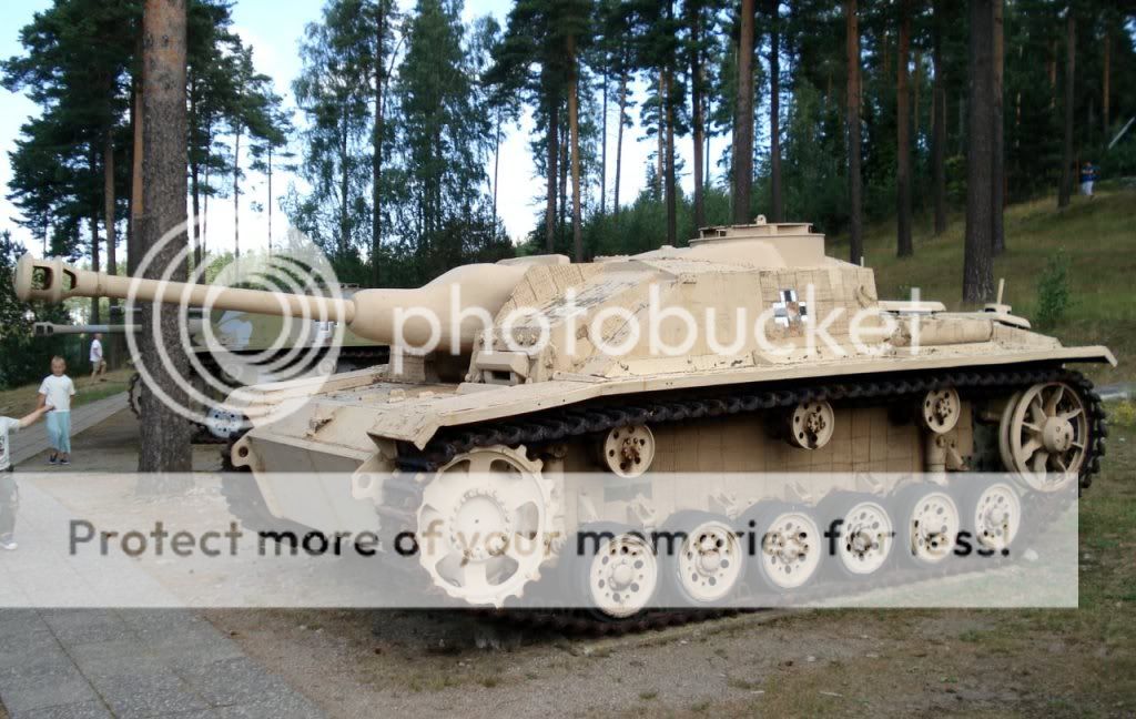 Stug III , en todas sus variantes Stug_III_parola_2