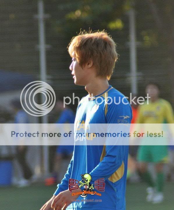 [HJL] FC MEN Soccer Match [27.09.11] (5)    315063_289651384394438_231614143531496_1262414_141238699_n