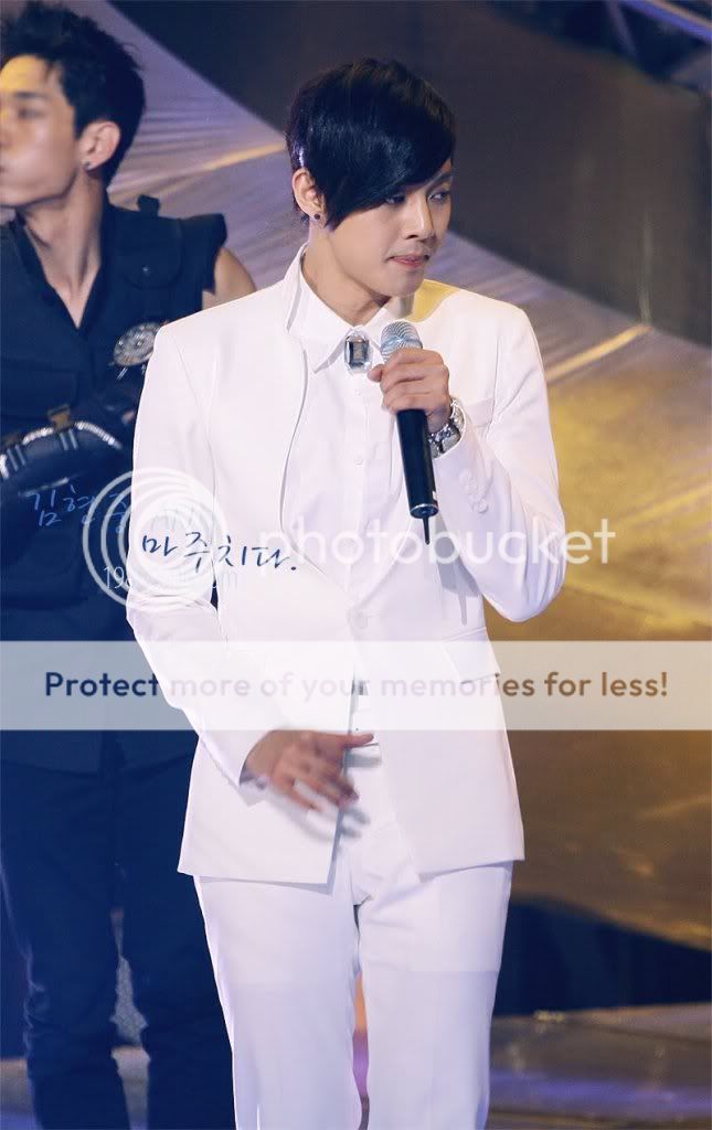 [HJL] Music Core 12.6.2010 6a