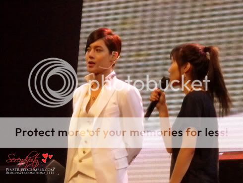 [HJL] Araneta Concert fan fotos (3) HJL_manilaconcert012