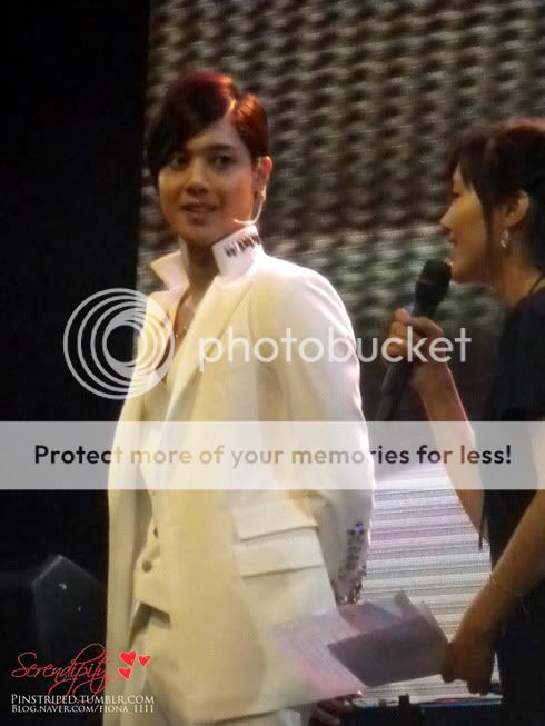 [HJL] Araneta Concert fan fotos (3) HJL_manilaconcert029