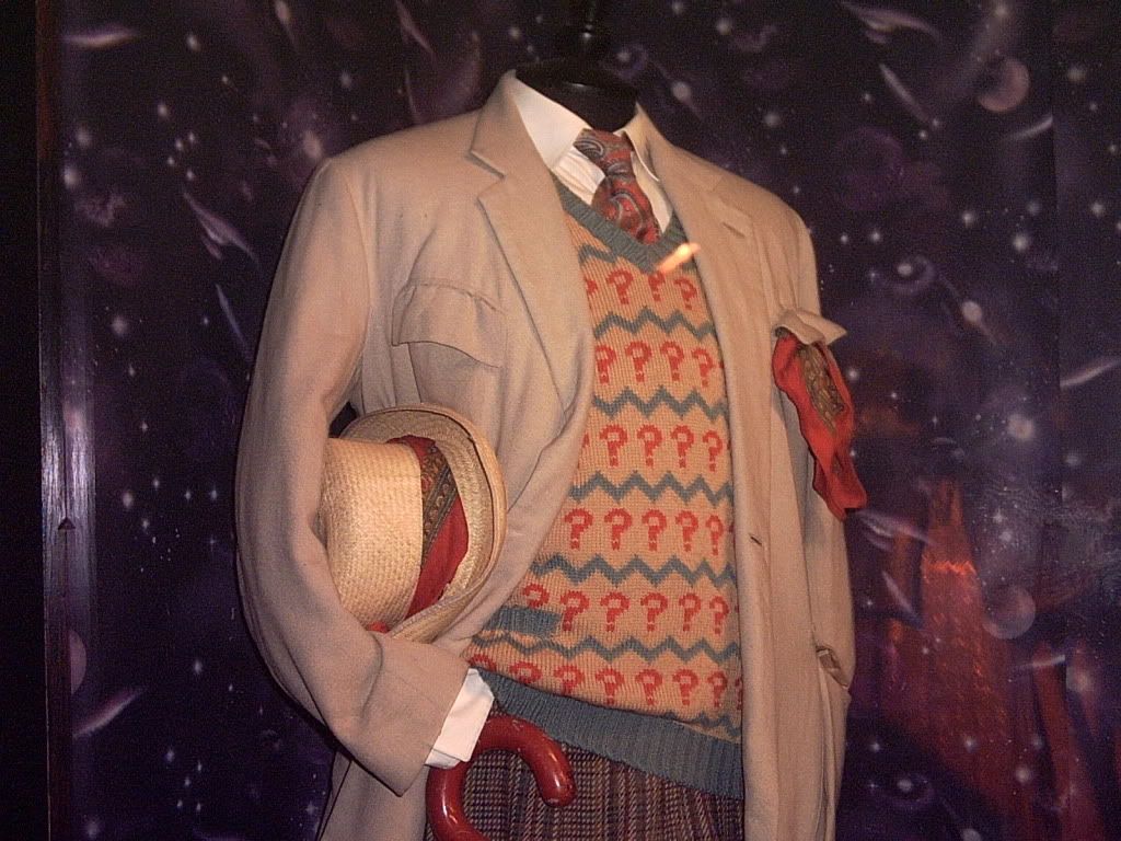 4th Doctor Costume Variations Picture078-1