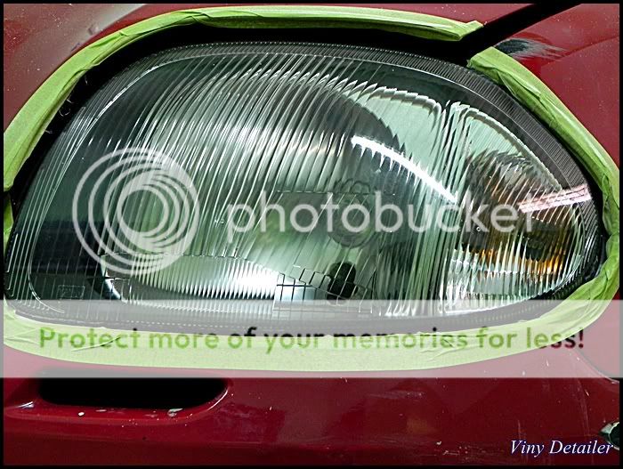 Detalhe Exterior Clio Vermelho DSCN2724