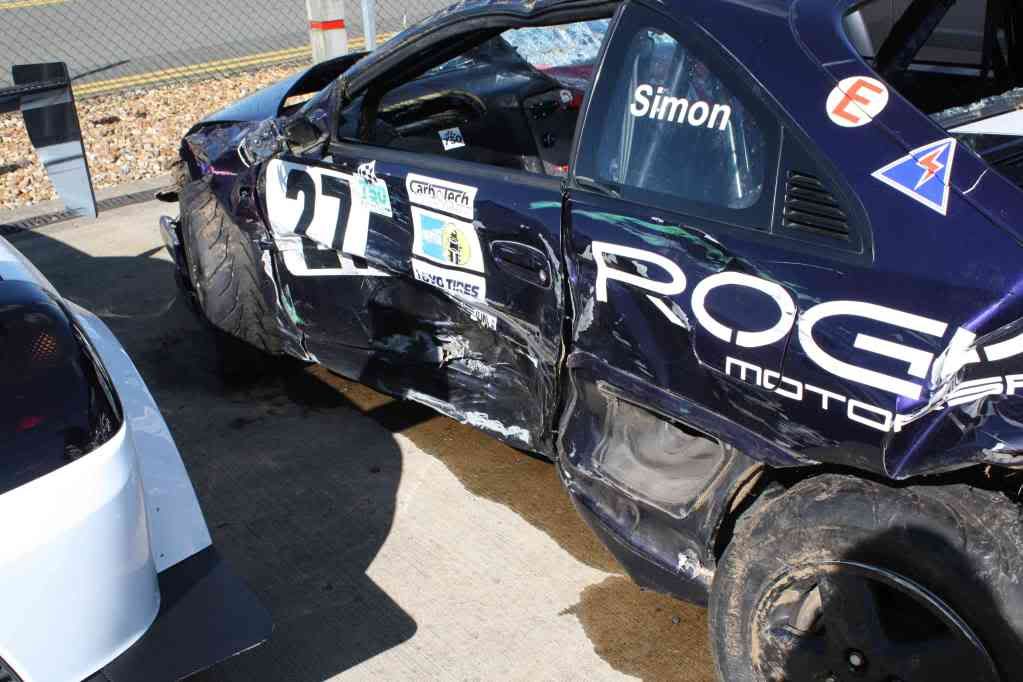 Proof Roll Cages Work... Damage4