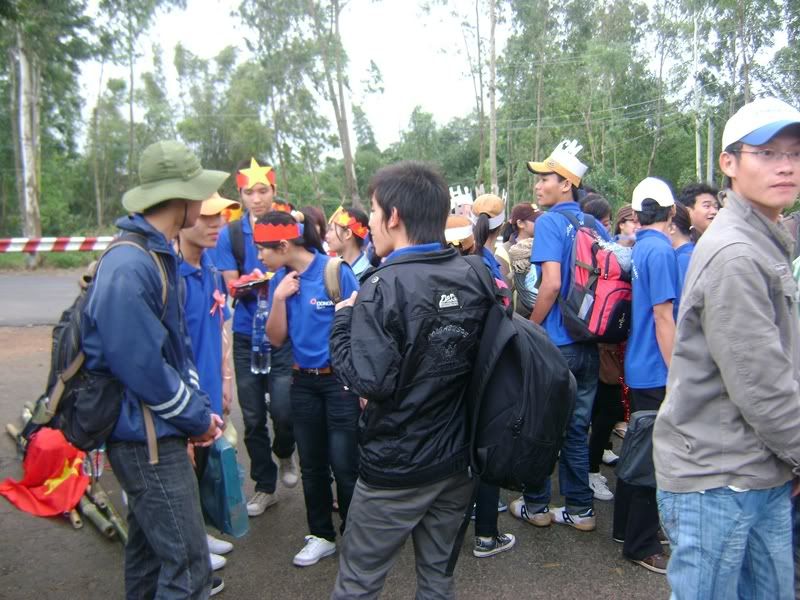Hỉnh ảnh CLB VR4U tổ chức trò chơi lớn tại núi Thiên Ấn - 2010 - Page 2 122