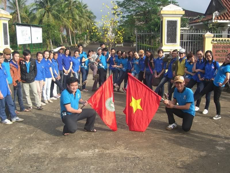 Hình ảnh và Video chương trình "Xuân Quê Hương" lần thứ II năm 2012 CIMG4491