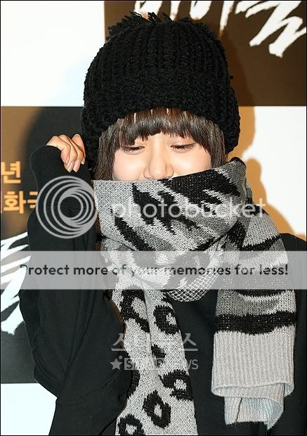 Moon Geun Young tại buổi ra mắt bộ phim "Children" Tn_1295956622_1780417885_0