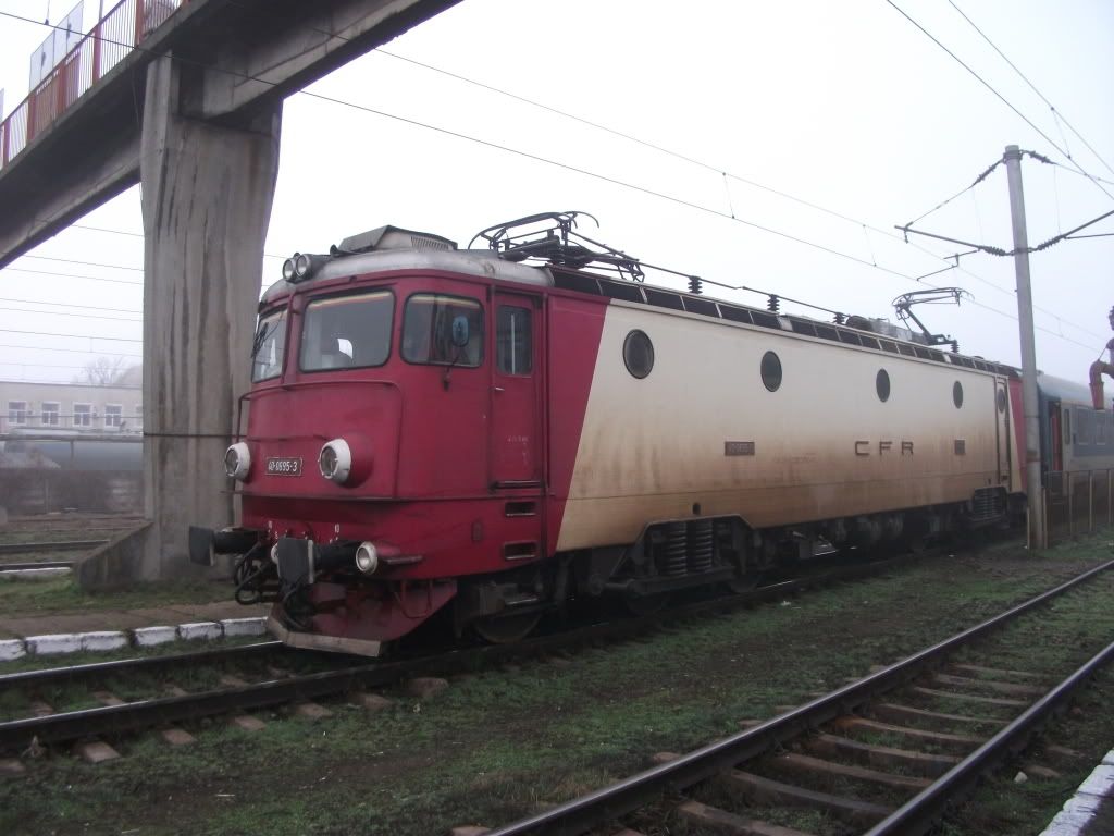 Locomotive clasa 40  (Vol. II) DSCF0225