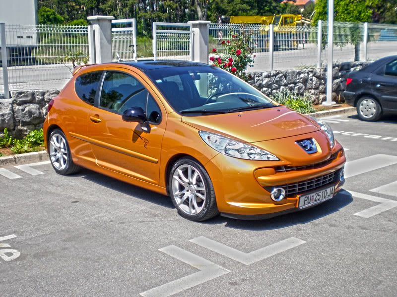 (207) Peugeot 207 - Page 2 Hdr1