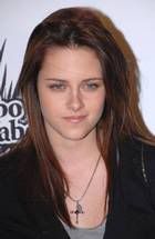 Quotes by Kristen Stewart From Twilight about her Movie Roles  2420113_com_kristen_st